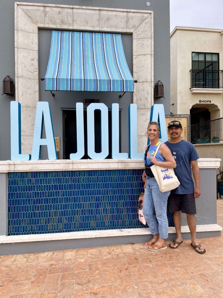 photo take by the La Jolla sign in La Jolla village